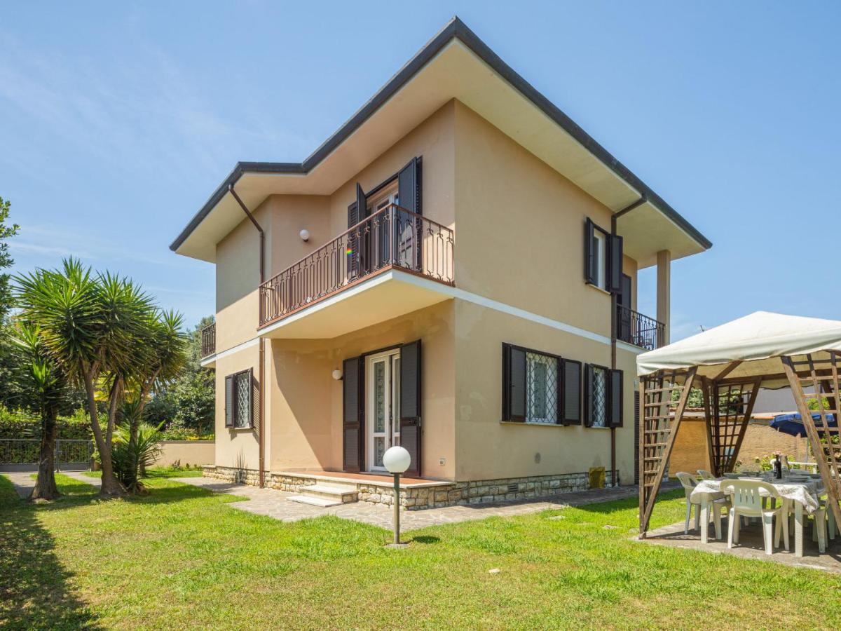 Holiday Home Antonia By Interhome Marina di Pietrasanta Eksteriør billede